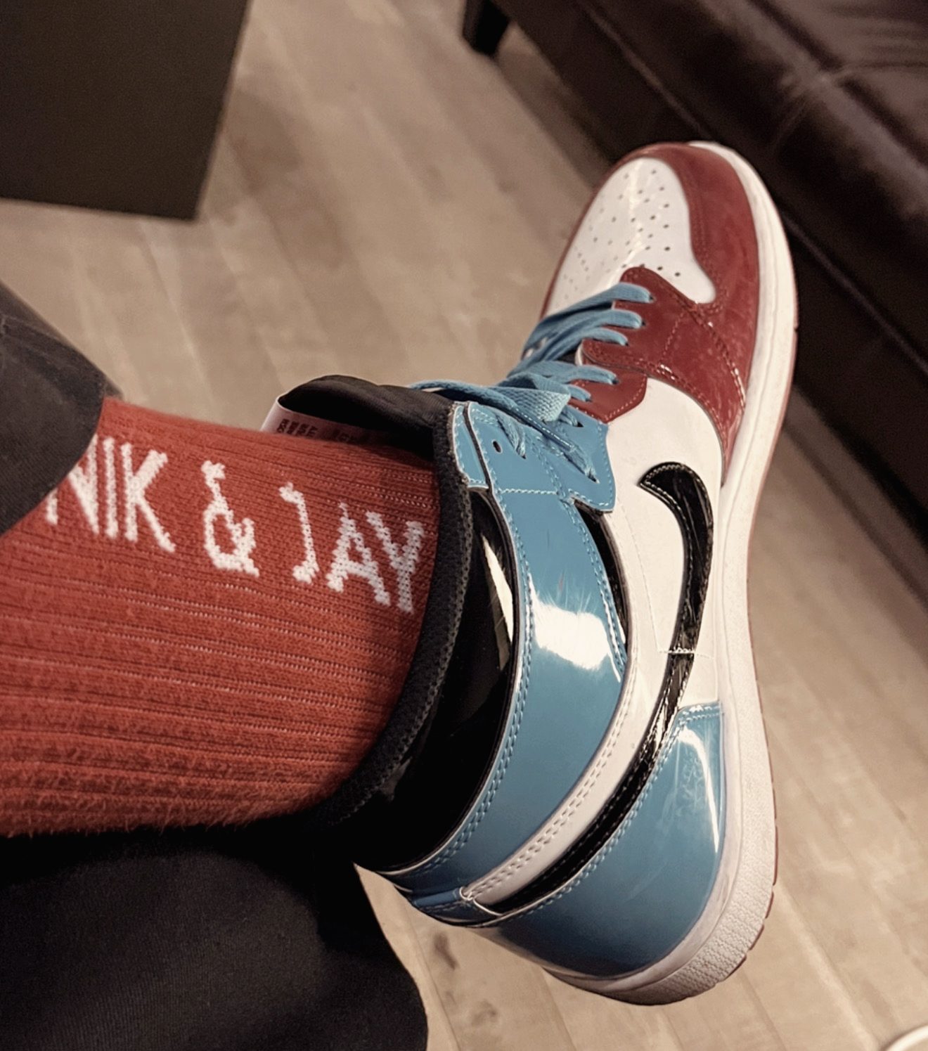 Nik & Jay-sokker